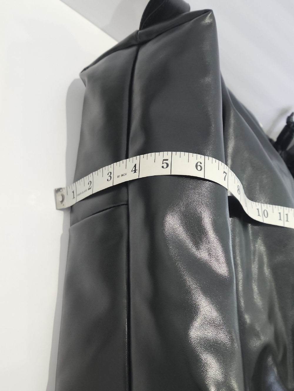 Olend Ona Vegan Leather Tote Bag - Picture 10 of 10